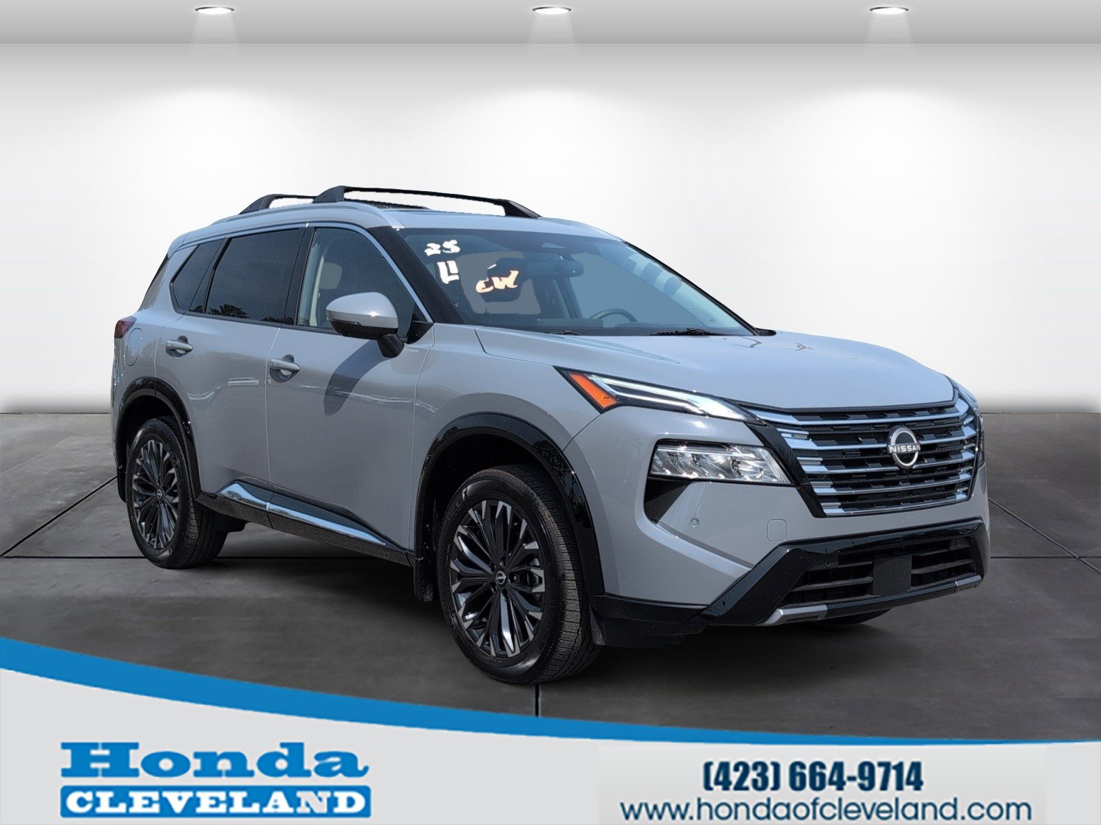 Used 2025 Nissan Rogue Platinum w/ Platinum Premium Package