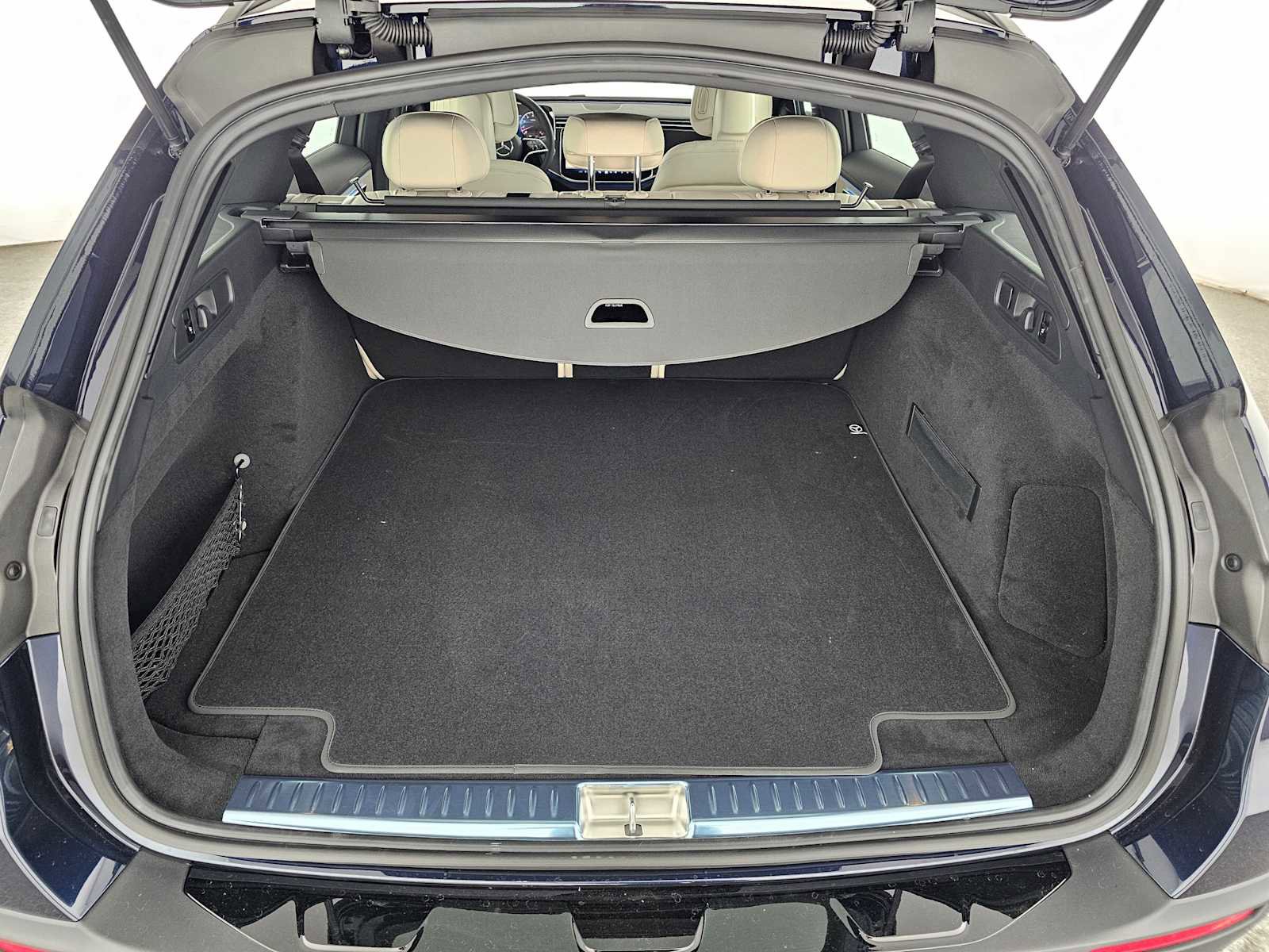 New 2026 Mercedes-Benz E 450 4MATIC All-Terrain Wagon image 17
