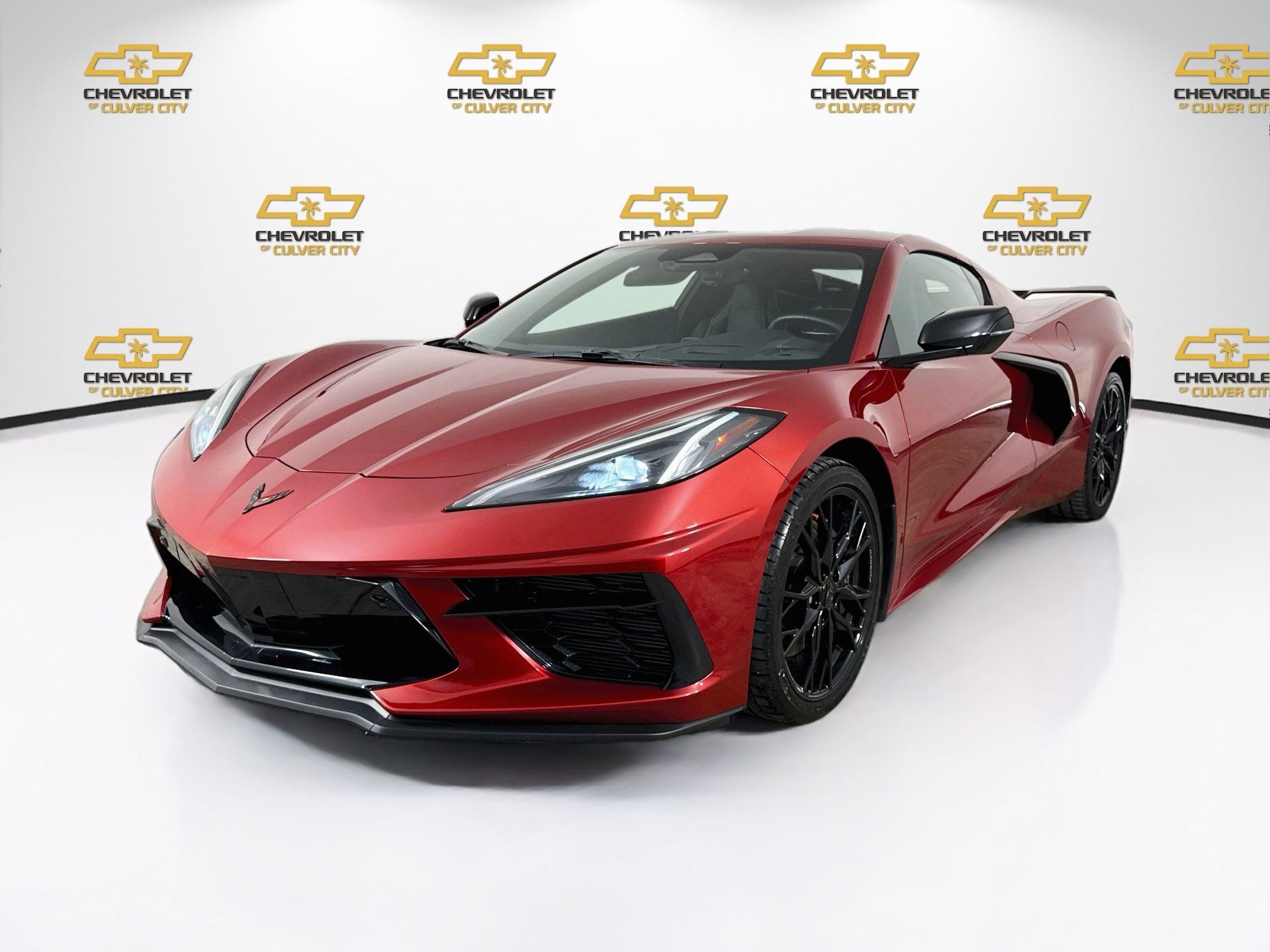 Used 2024 Chevrolet Corvette Stingray Preferred Cpe w/ Z51 Performance Package RWD image 3
