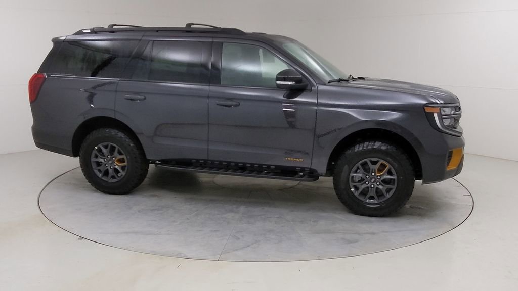 New 2026 Ford Expedition Tremor image 13