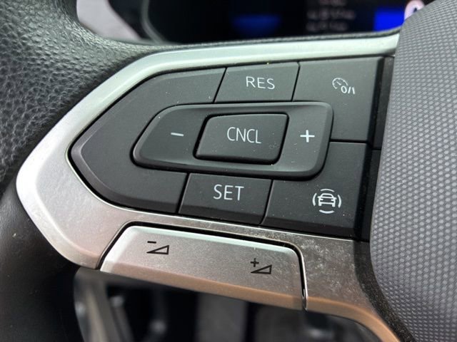 Used 2022 Volkswagen Taos S image 23