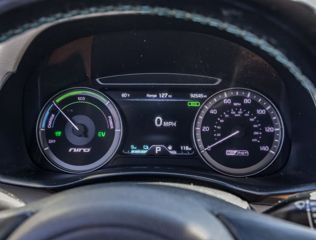 Used 2018 Kia Niro EX Premium FWD image 25