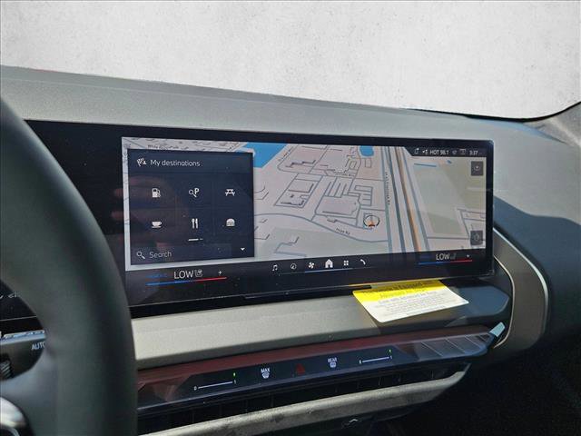 Certified 2025 BMW X3 xDrive30i w/ Premium Package image 12