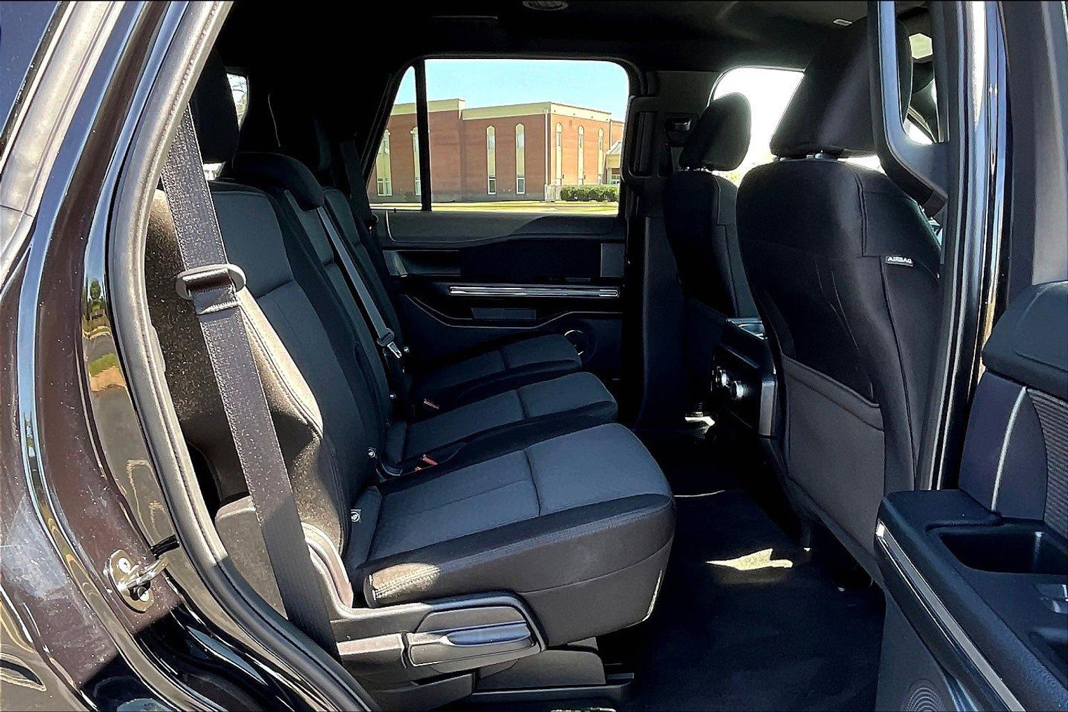 Used 2021 Ford Expedition XLT image 19