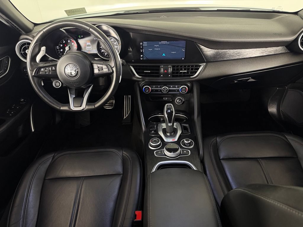 Used 2023 Alfa Romeo Giulia Sprint RWD image 13