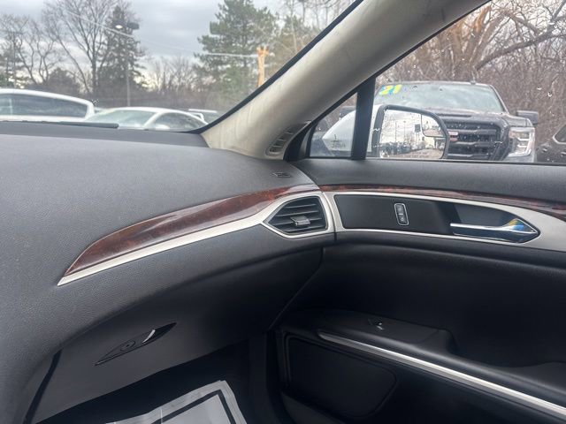 Used 2014 Lincoln MKZ w/ Equipment Group 101A Select image 23