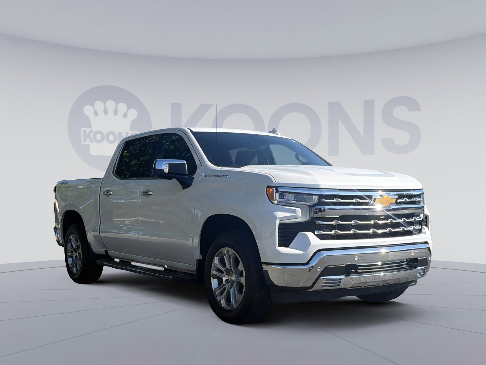 Used 2024 Chevrolet Silverado 1500 LTZ w/ Technology Package AWD/4WD image 18