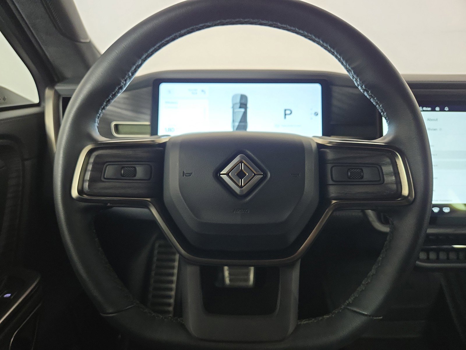 Used 2024 Rivian R1S Adventure image 28