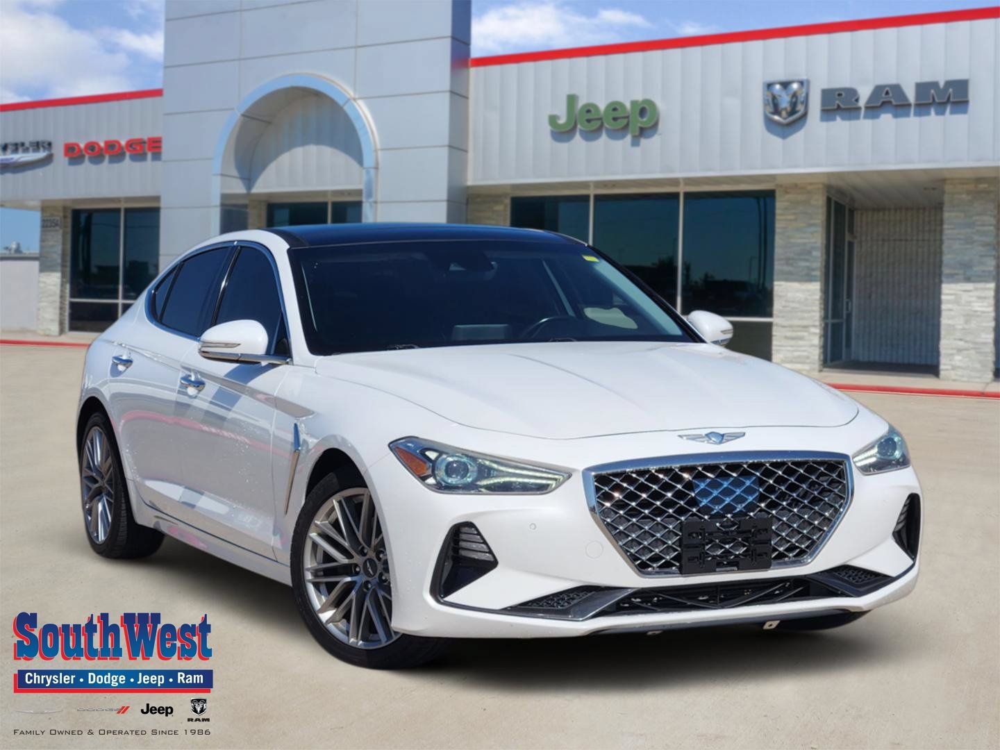 Used 2020 Genesis G70 2.0T w/ Elite Package RWD image 1