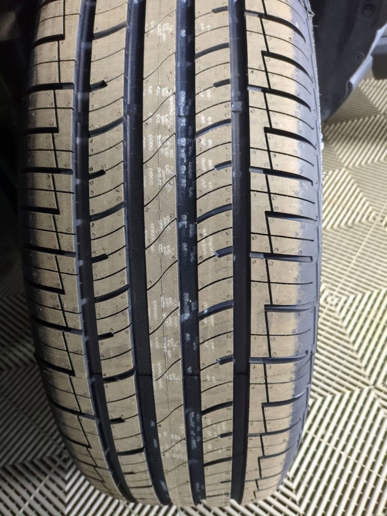 Used 2019 Toyota RAV4 XLE image 30