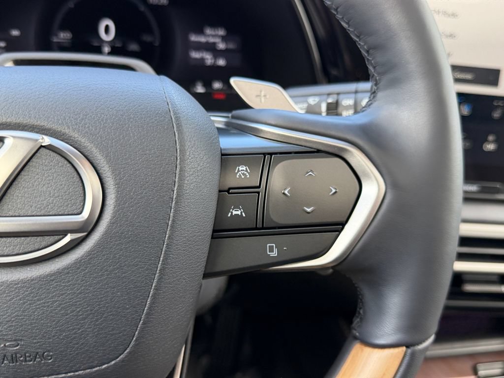 Certified 2025 Lexus RX 450h AWD w/ Convenience Package image 18
