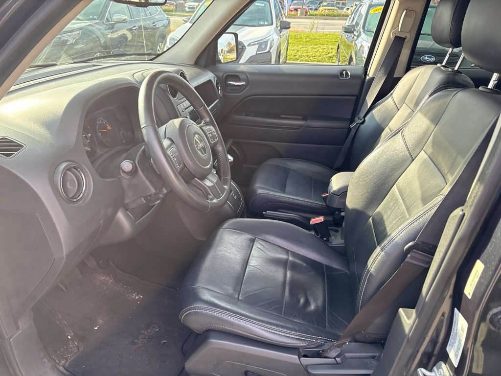 Used 2015 Jeep Patriot High Altitude AWD/4WD image 13
