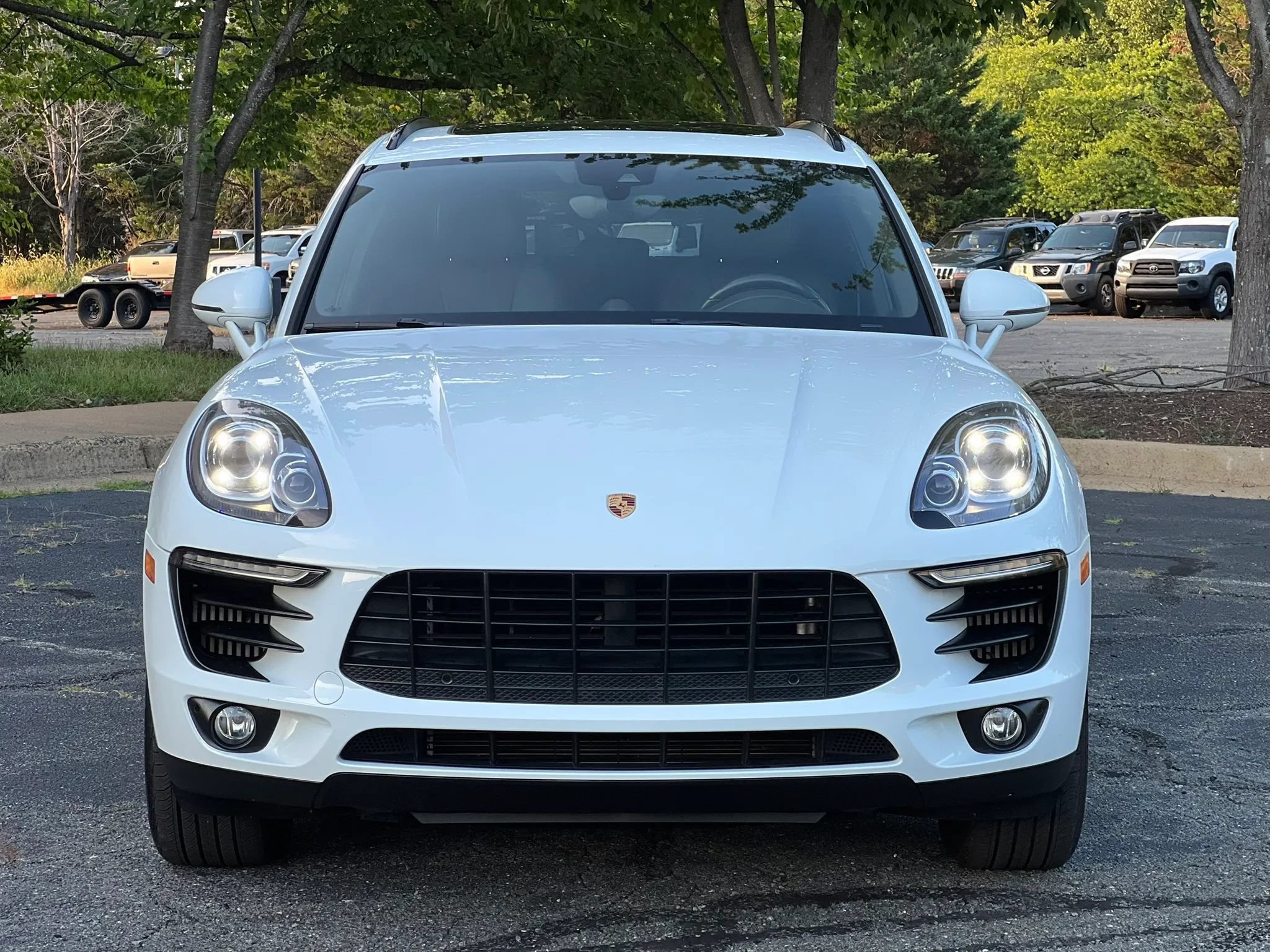 Used 2017 Porsche Macan S AWD/4WD image 8