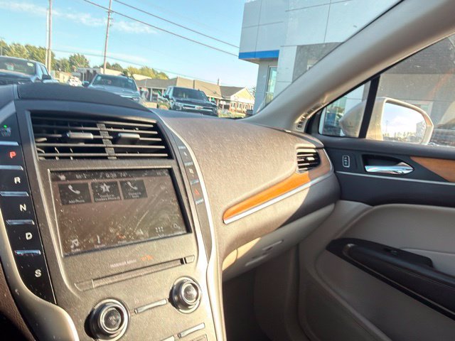 Used 2019 Lincoln MKC Select w/ Select Plus Package FWD image 45