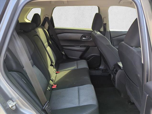Certified 2024 Nissan Rogue SV FWD image 22
