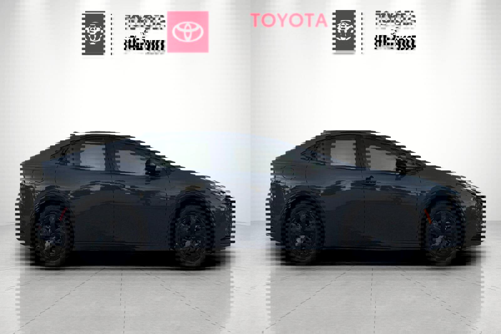 New 2026 Toyota Prius Plug-In Hybrid image 3