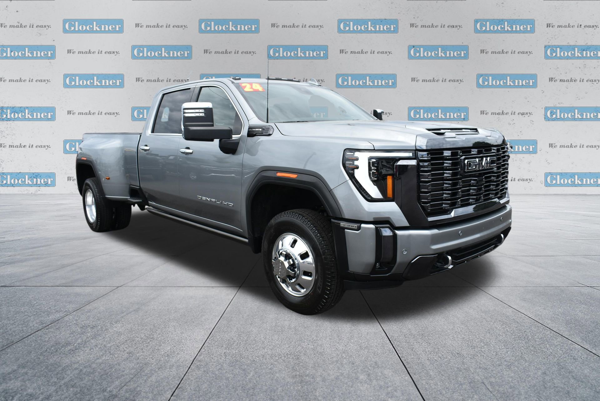 Used 2024 GMC Sierra 3500 Denali Ultimate AWD/4WD image 3
