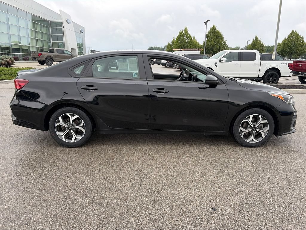 Used 2021 Kia Forte LXS FWD image 8