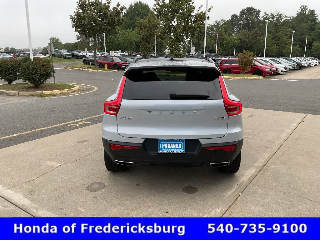 Used 2020 Volvo XC40 T5 R-Design AWD/4WD image 5
