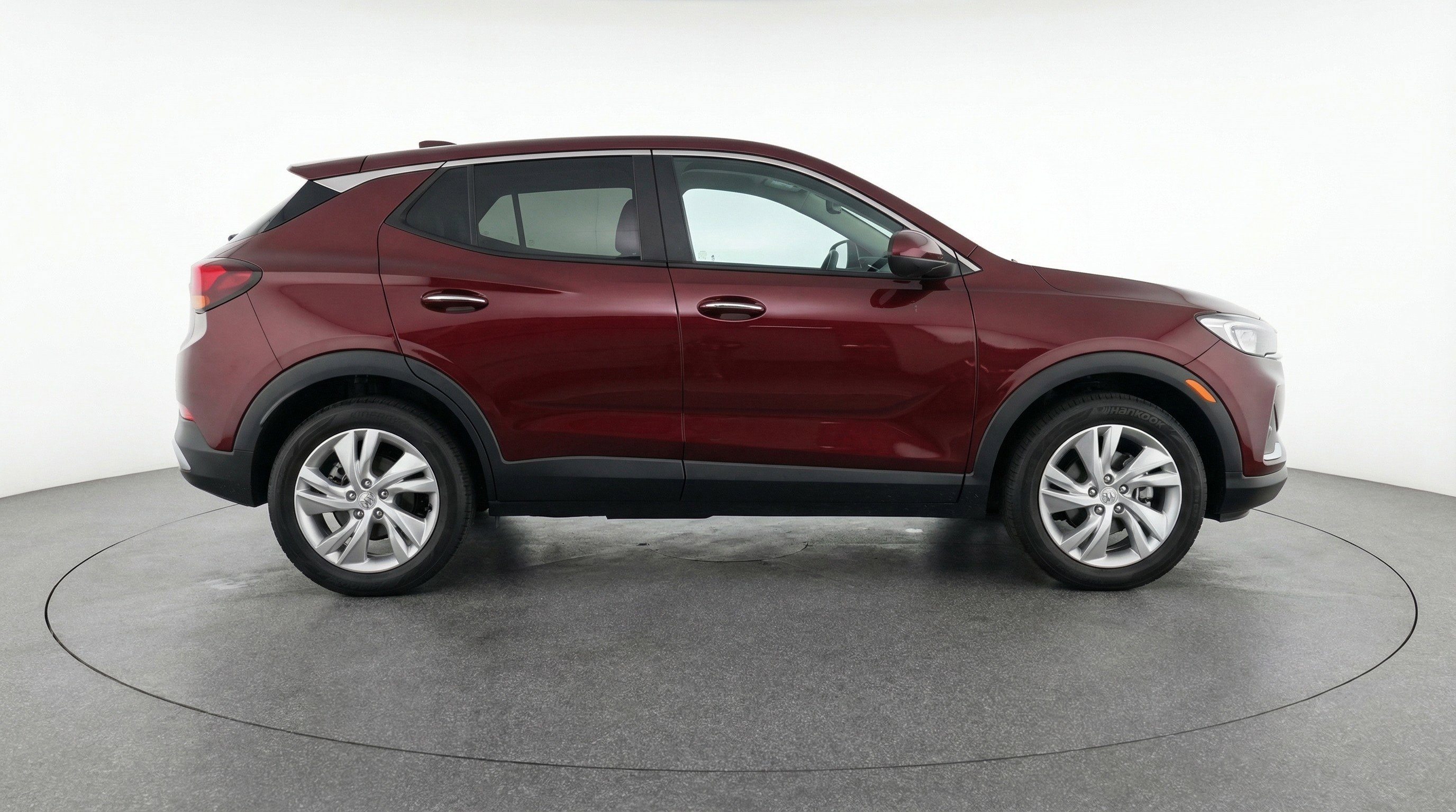 Used 2025 Buick Encore GX Preferred AWD/4WD image 11