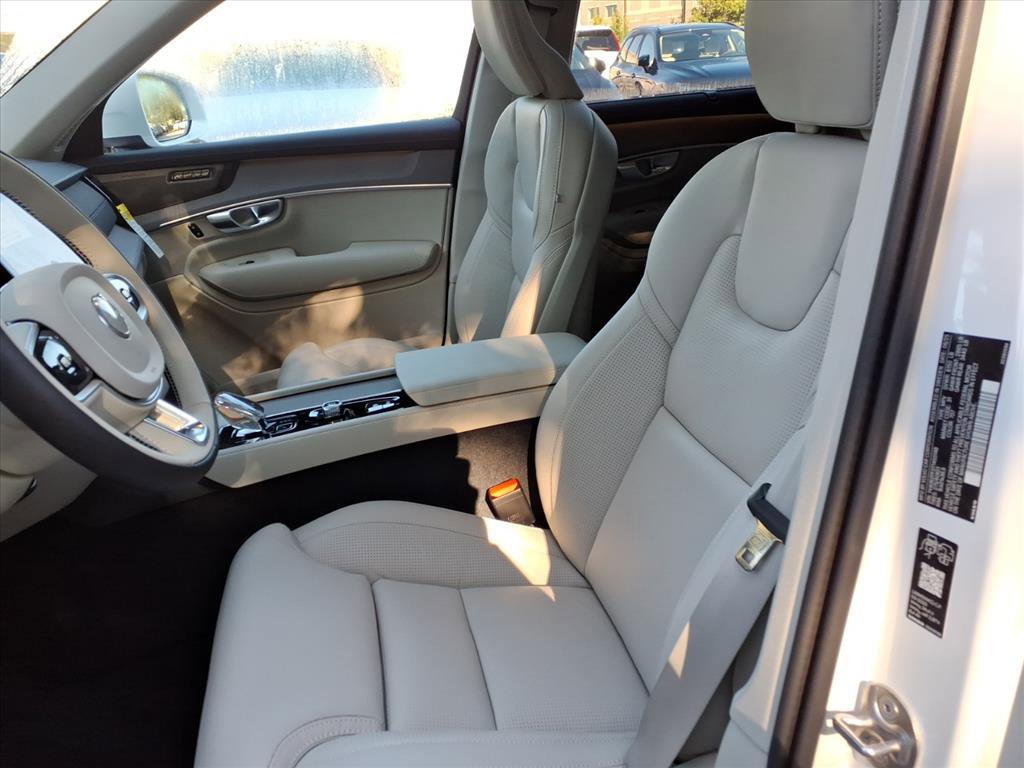 New 2026 Volvo XC90 B6 Ultra image 15