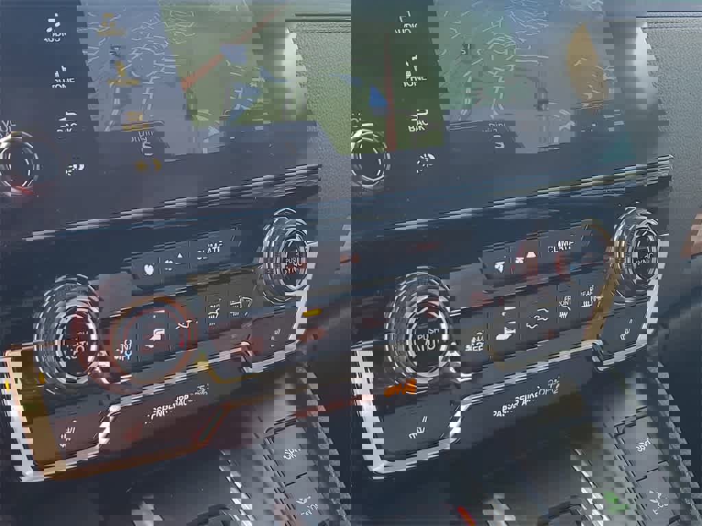 Used 2020 Honda CR-V Touring image 31