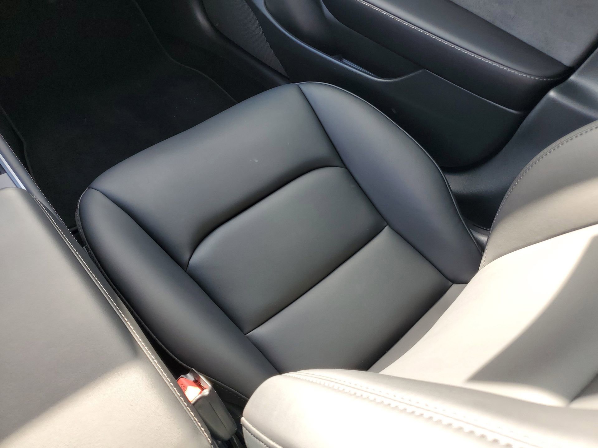 Used 2023 Tesla Model 3 Performance image 16