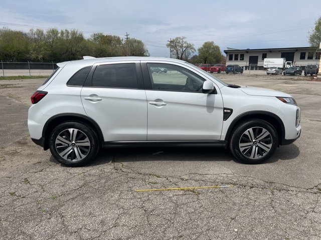 New 2025 Mitsubishi Outlander Sport ES image 8