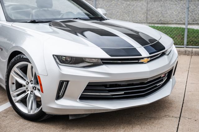 Used 2016 Chevrolet Camaro LT RWD image 23