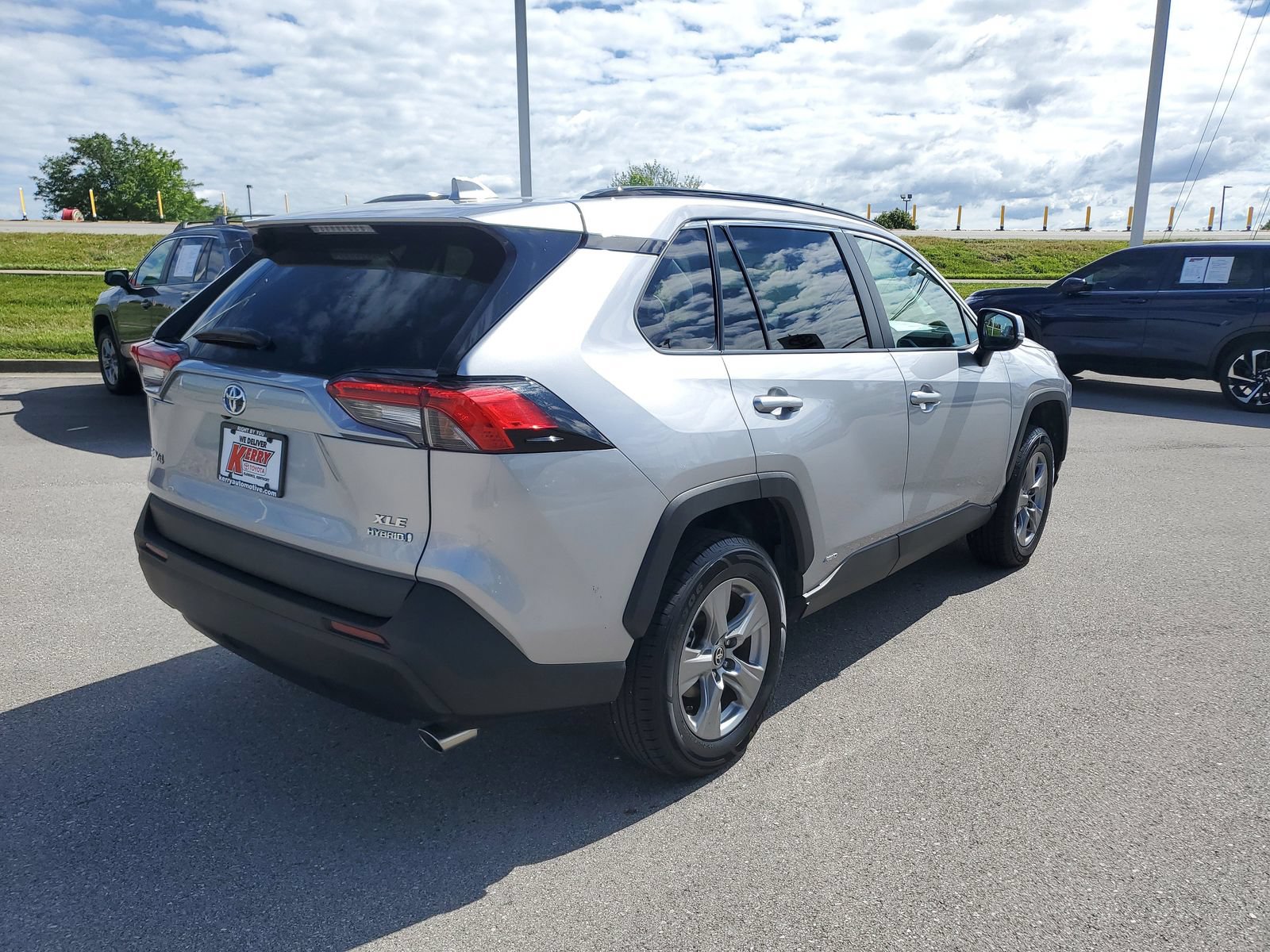 Certified 2024 Toyota RAV4 XLE AWD/4WD image 4