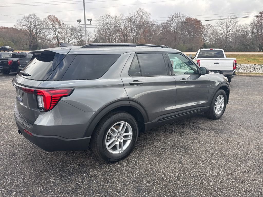 New 2026 Ford Explorer Active w/ Active Comfort Package image 10