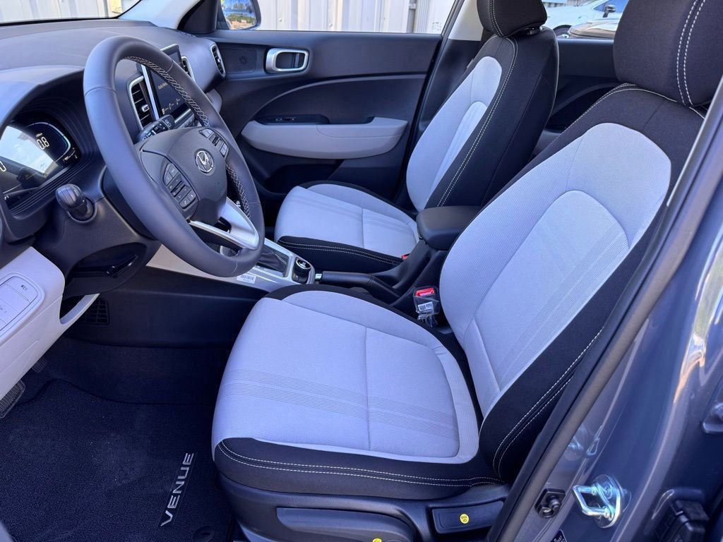 New 2026 Hyundai Venue SEL image 7