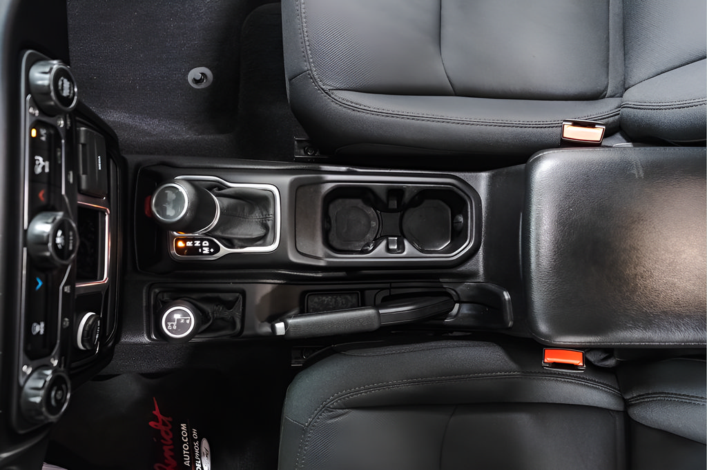 Used 2022 Jeep Wrangler Unlimited Sport AWD/4WD image 18