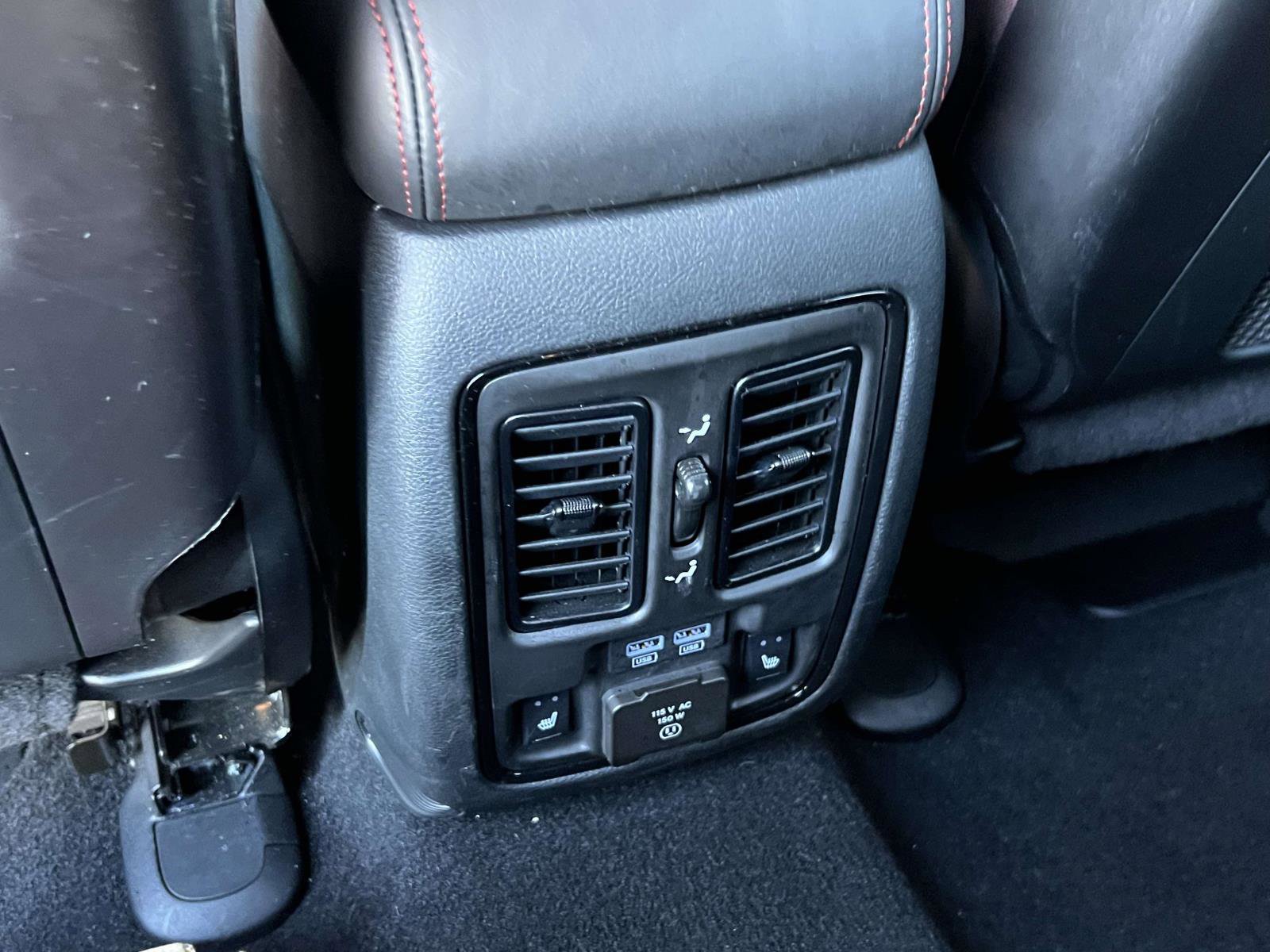 Used 2024 Dodge Durango GT image 31