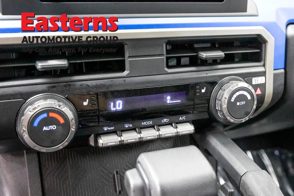 Used 2025 Toyota Tacoma TRD Off-Road AWD/4WD image 19