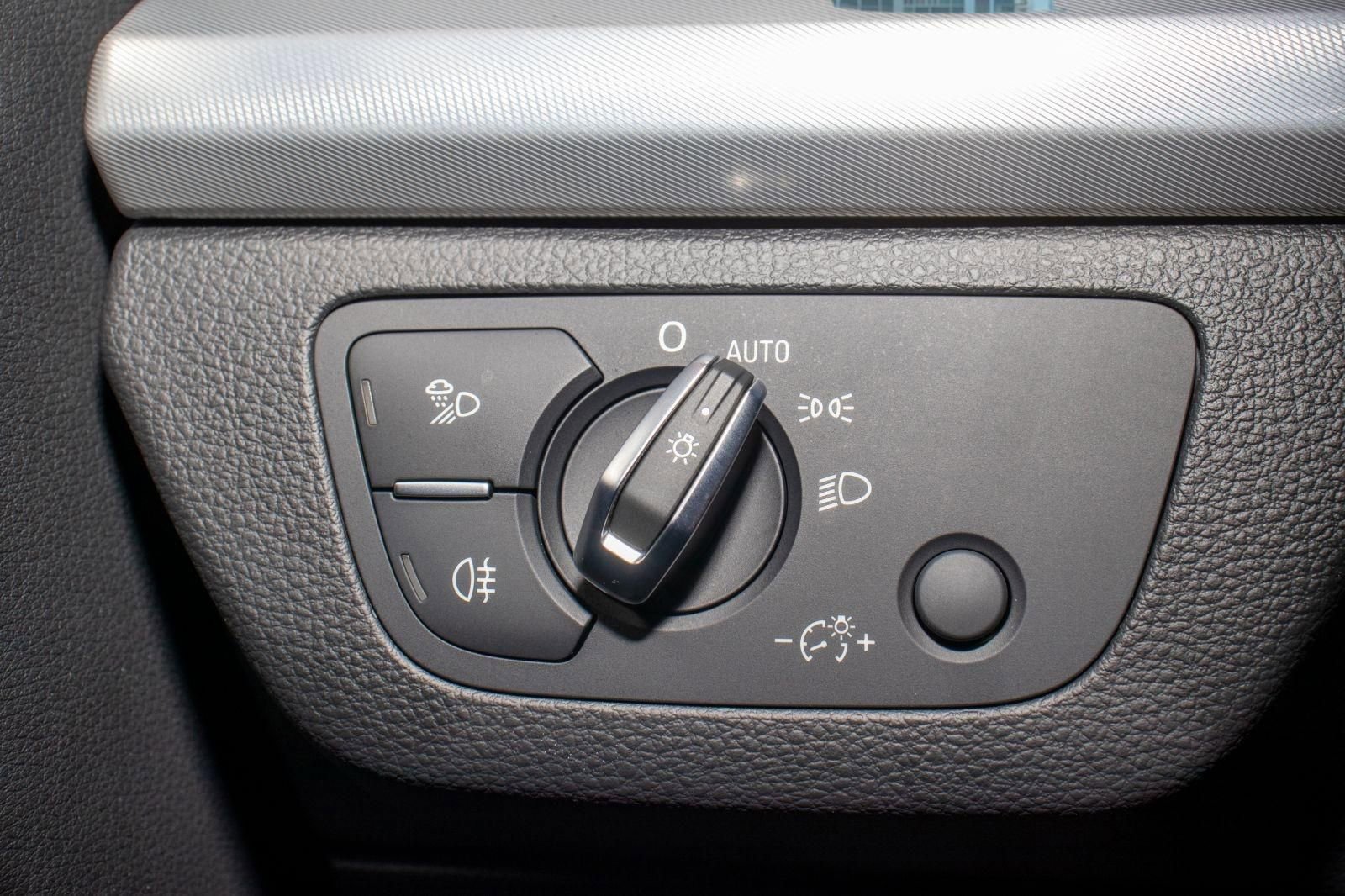 Used 2025 Audi Q5 2.0T Premium image 27