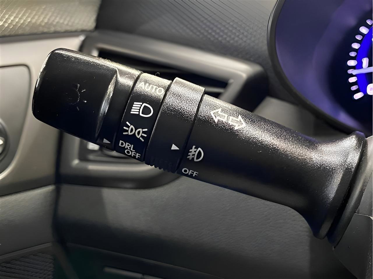 Used 2015 Hyundai Veloster Turbo w/ Option Group 04 image 19