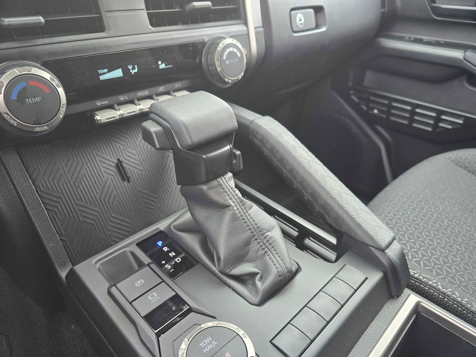 Certified 2025 Toyota 4Runner SR5 image 39