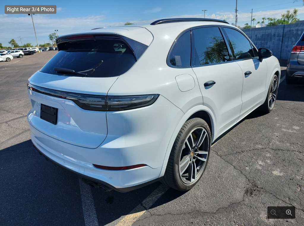 Used 2019 Porsche Cayenne Turbo AWD/4WD image 4