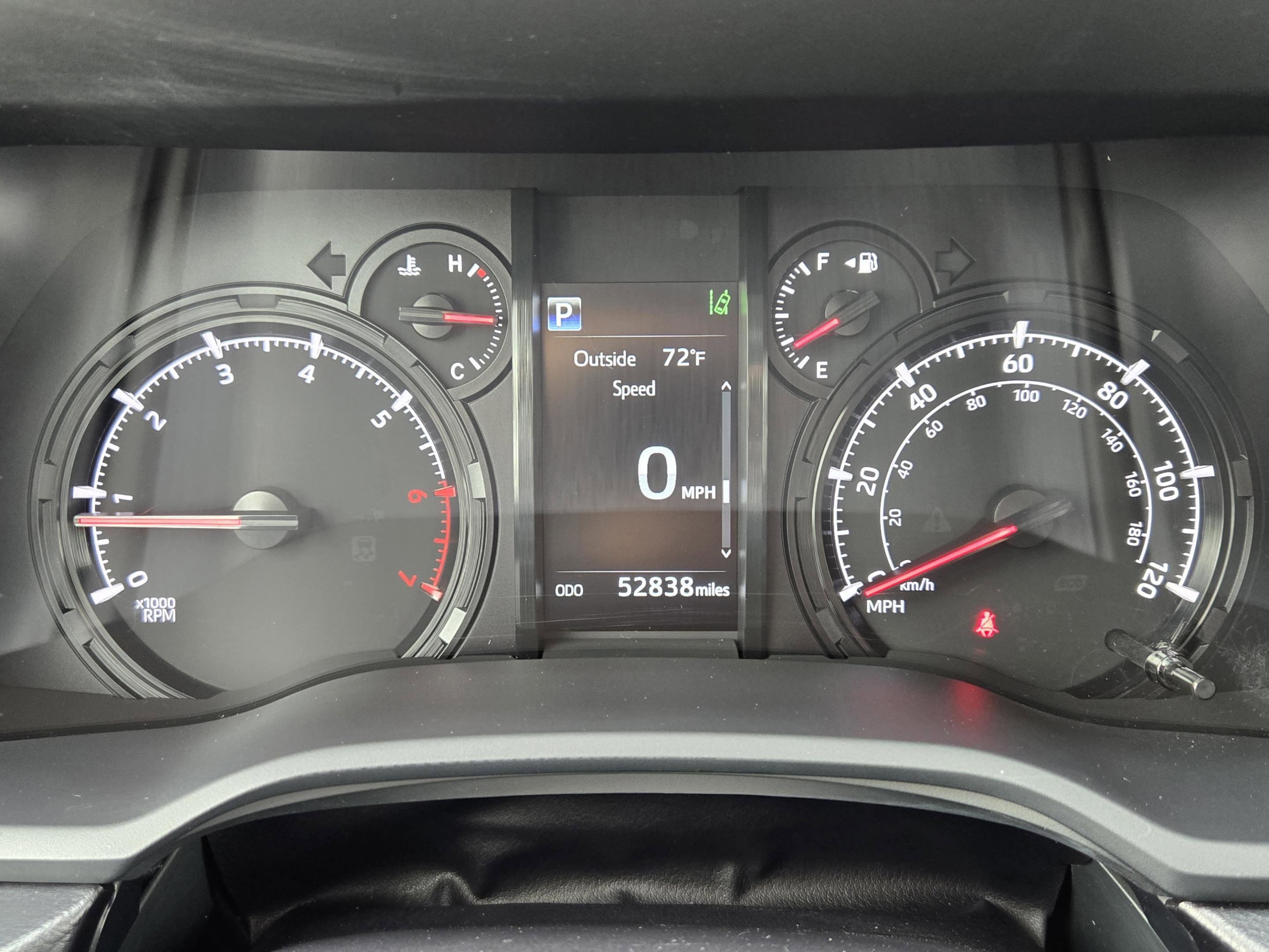 Used 2022 Toyota 4Runner SR5 Premium w/ Moonroof Package AWD/4WD image 12