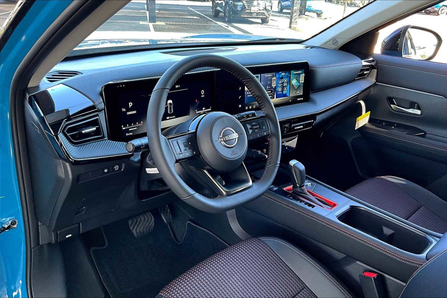 New 2026 Nissan Kicks SR image 8