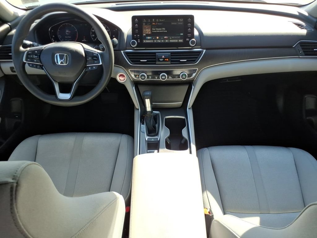 Used 2019 Honda Accord EX image 18