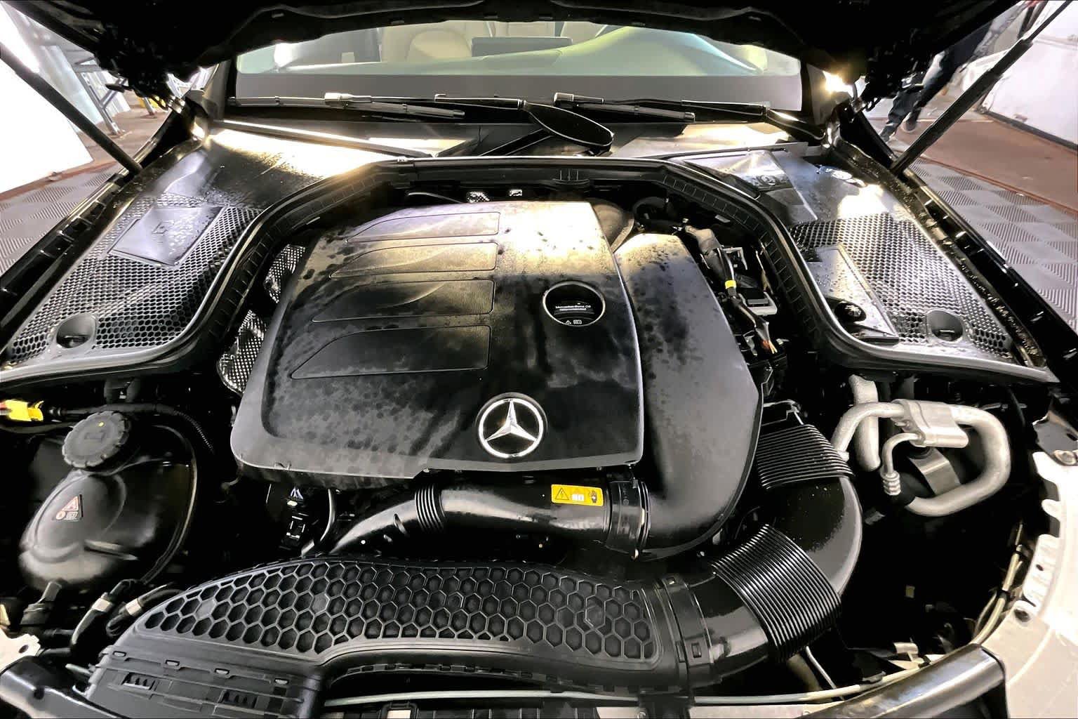 Used 2021 Mercedes-Benz C 300 4MATIC Sedan image 30