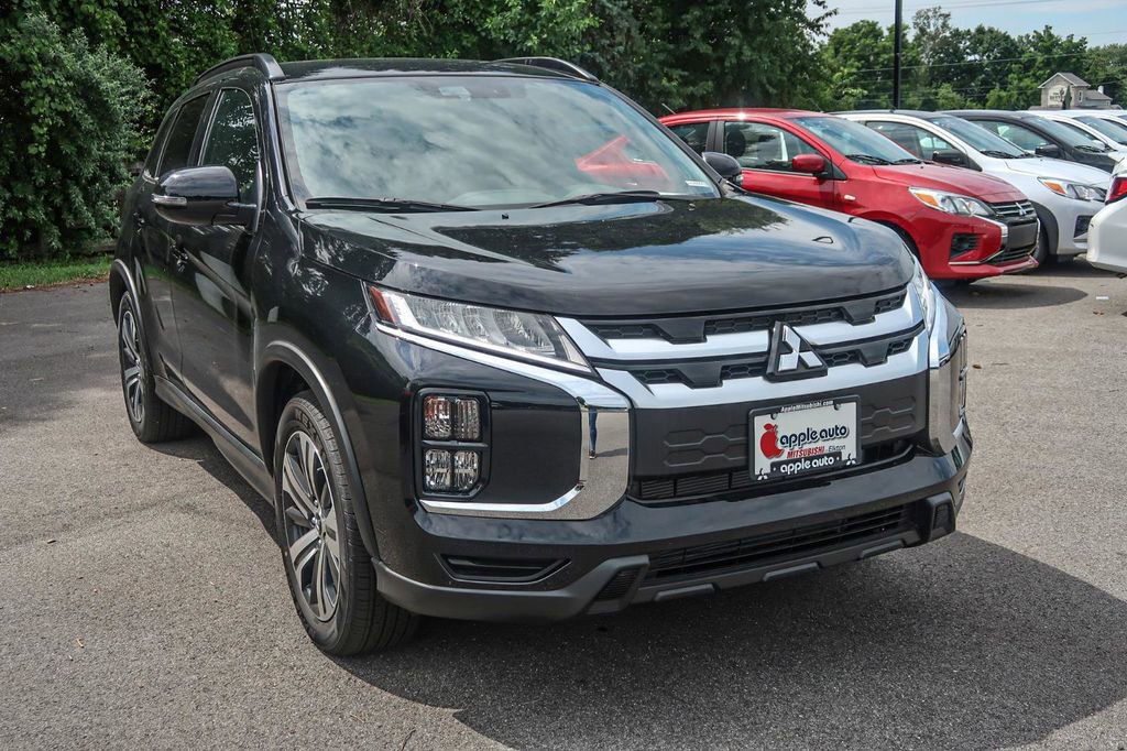 Used 2024 Mitsubishi Outlander Sport SEL image 7