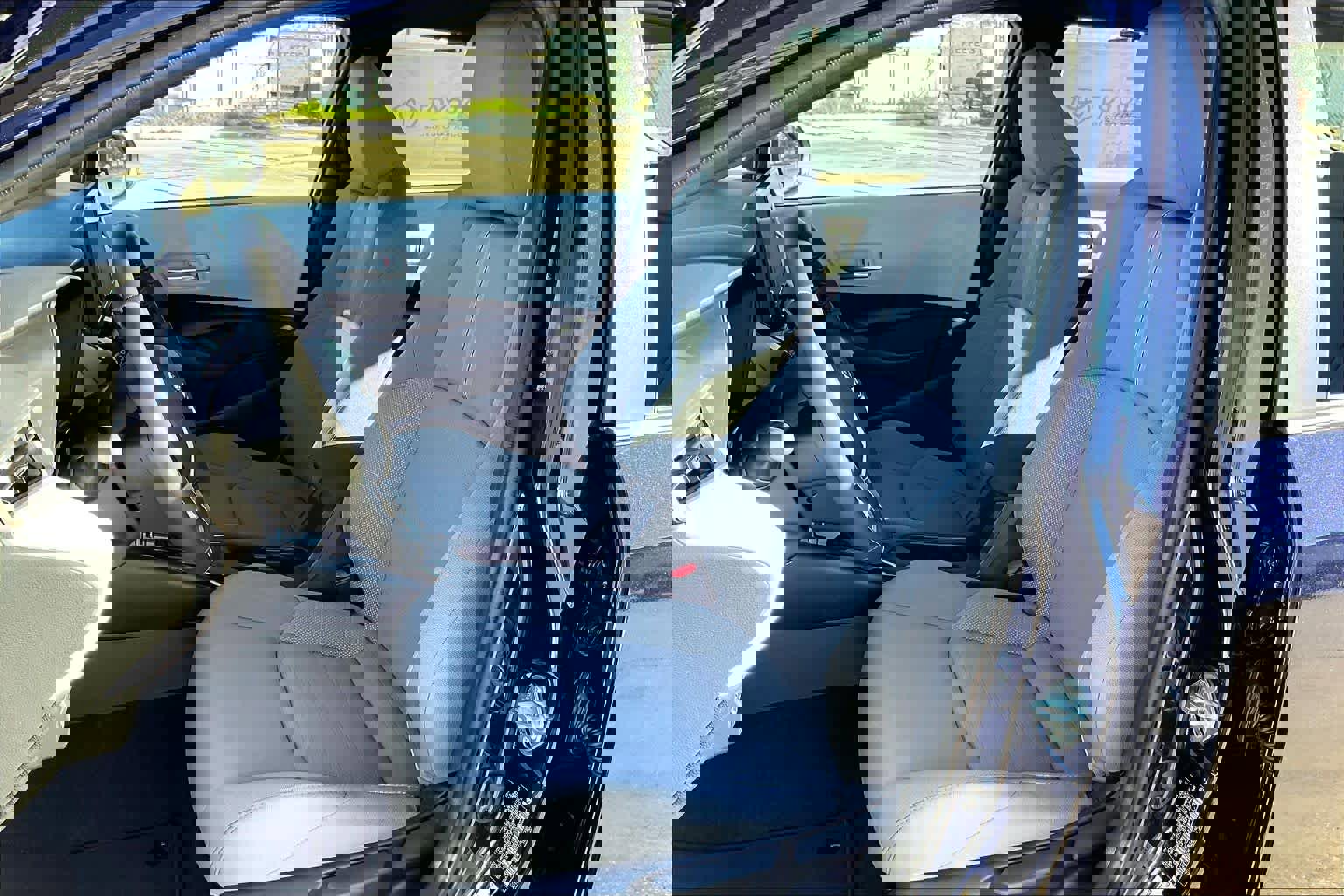 New 2026 Toyota Corolla SE image 9