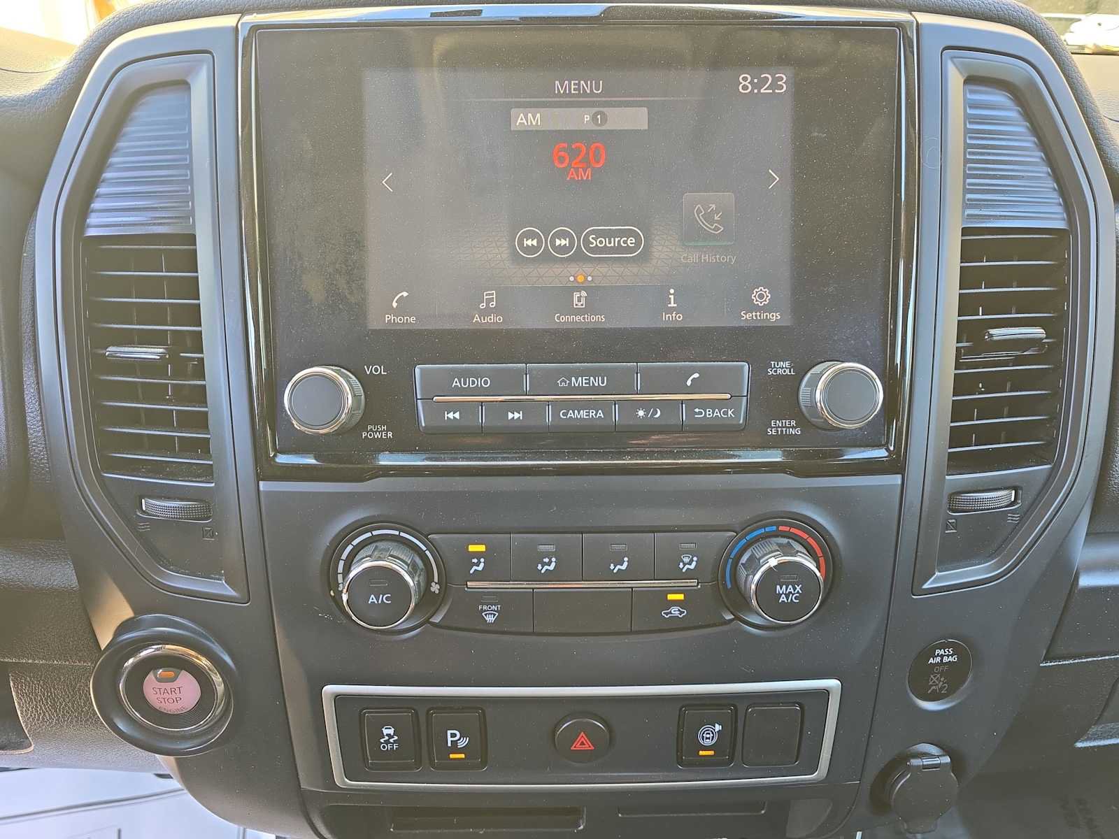 Used 2022 Nissan Titan S image 16