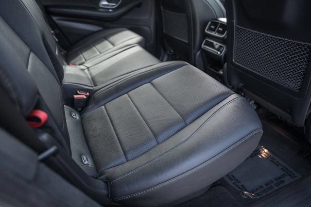 Used 2023 Mercedes-Benz GLS 450 4MATIC image 34