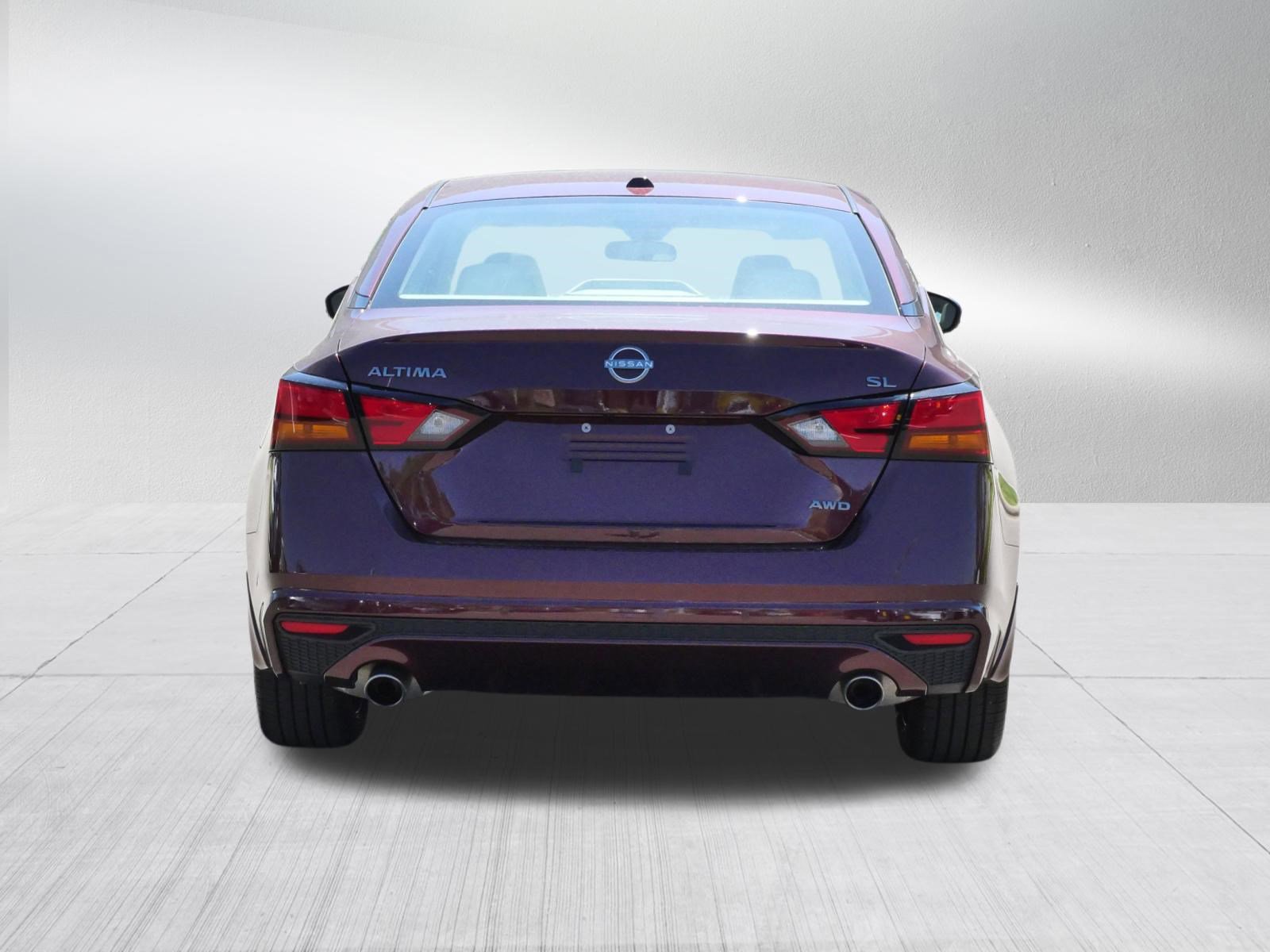 Used 2025 Nissan Altima 2.5 SL AWD/4WD image 6