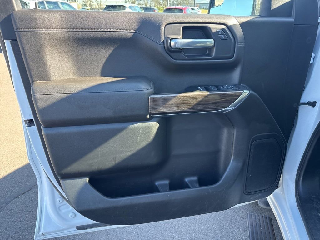 Used 2022 Chevrolet Silverado 1500 LT w/ All Star Edition Plus image 18