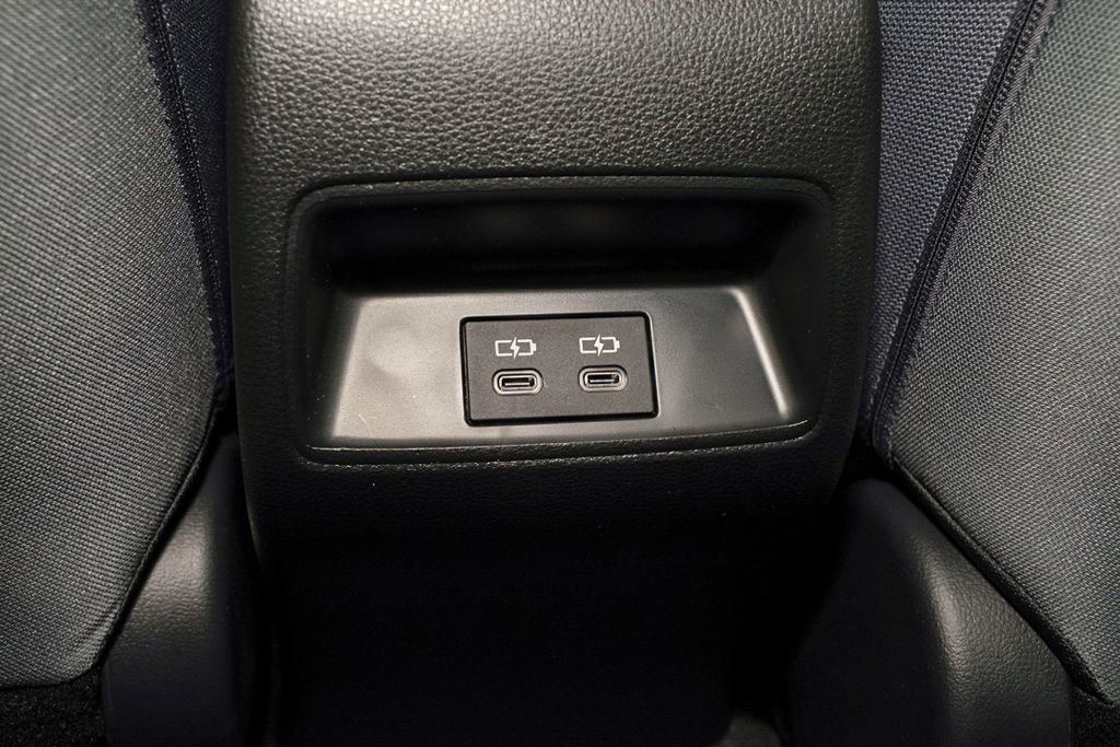 Certified 2024 Toyota Corolla SE FWD image 7